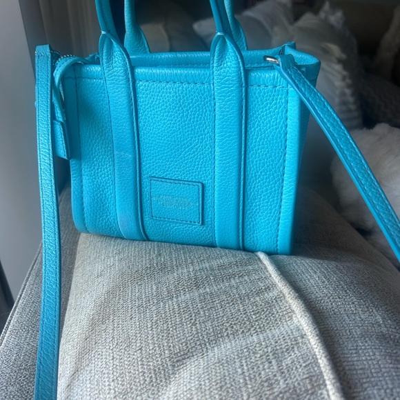 Used once Marc Jacobs, Mini Tote Bag, Color Pool, Leather - Picture 8 of 11